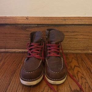 Danner Women’s Brown Leather Moc Toe Boots with Red Laces